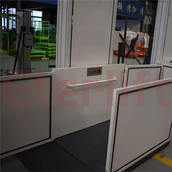 Вертикални лифт за инвалидска колица